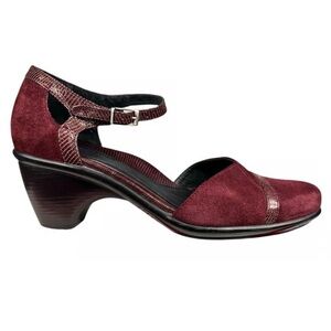 Dansko Roxy Maroon Maryjane Pumps 37